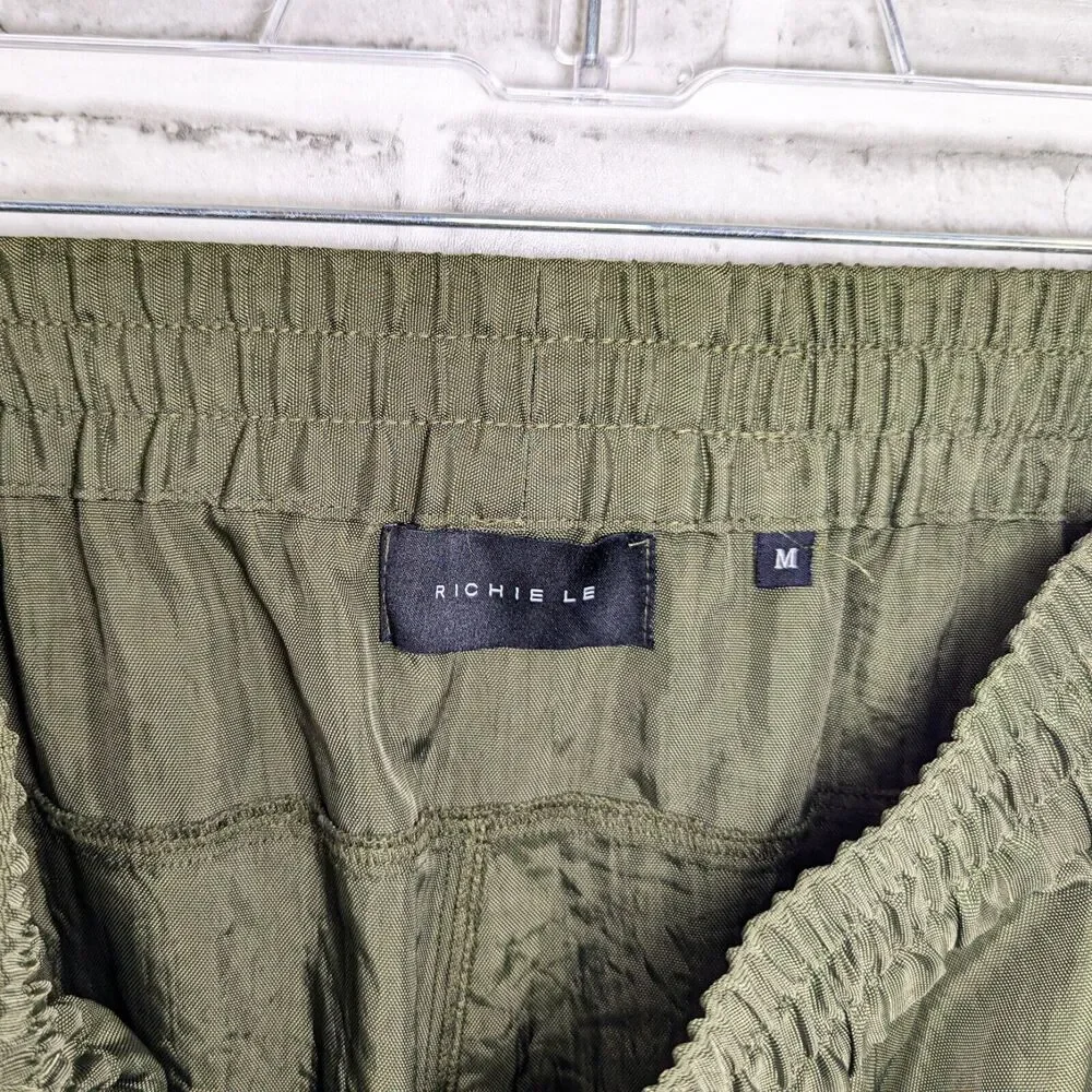 RICHIE LE Collection Nylon Cargo Pants in Green size Medium